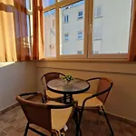 Dr. Jo~ 2 Bedroom With Free Parking ~ Apartman