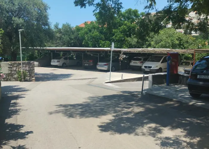 Dr. Jo~ 2 Bedroom With Free Parking ~