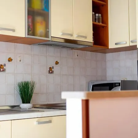 Dr. Jo~ 2 Bedroom With Free Parking ~ 杜布罗夫尼克