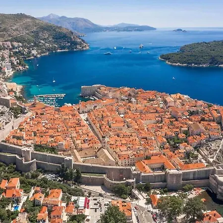 Dr. Jo~ 2 Bedroom With Free Parking ~ Dubrovnik