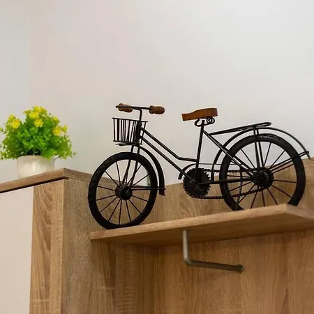 Dr. Jo~ 2 Bedroom With Free Parking ~ Lägenhet