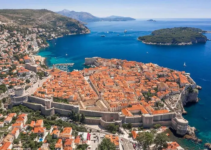 Dr. Jo~ 2 Bedroom With Free Parking ~ Dubrovnik
