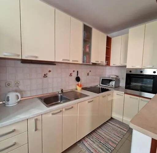 Dr. Jo~ 2 Bedroom With Free Parking ~ Dubrownik