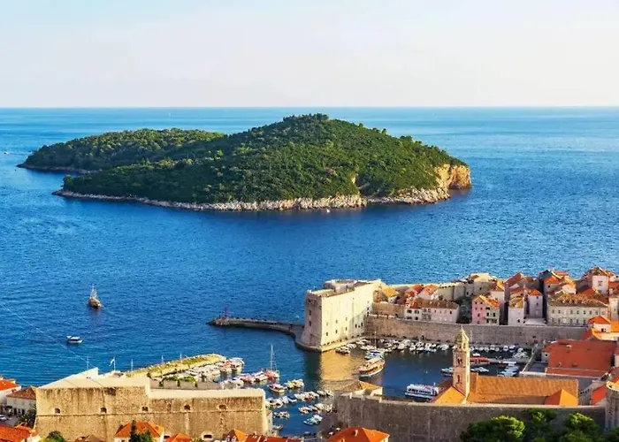 Dr. Jo~ 2 Bedroom With Free Parking ~ Dubrovnik