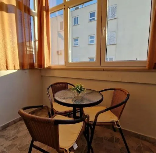 Dr. Jo~ 2 Bedroom With Free Parking ~ 公寓
